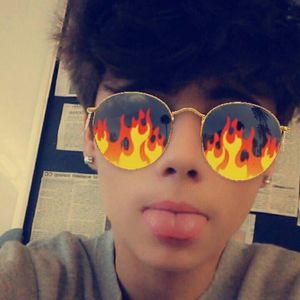 Meet your Posher, Daniel